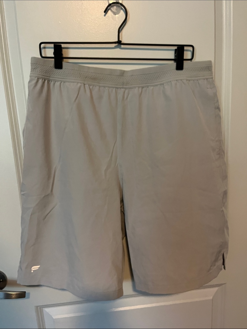 Men's Athletic Shorts in Light Gray - Breathable Performance